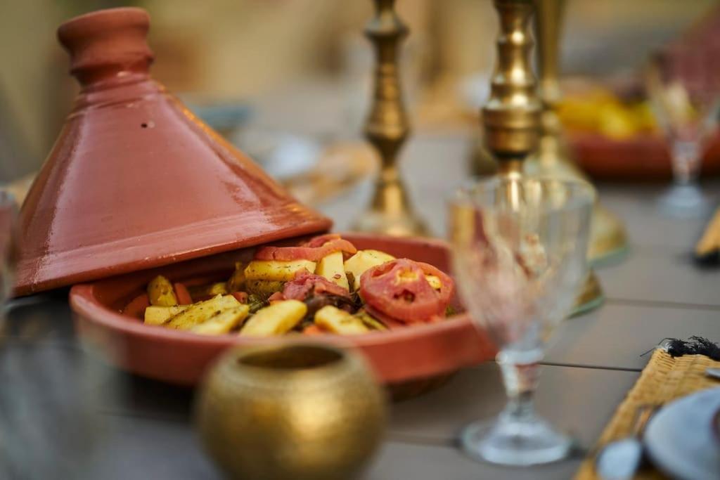 Riad Miloud En Exclusivite 10 P Au Coeur De La Medina Marrákes Kültér fotó