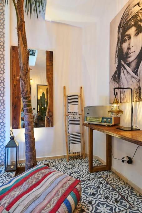 Riad Miloud En Exclusivite 10 P Au Coeur De La Medina Marrákes Kültér fotó