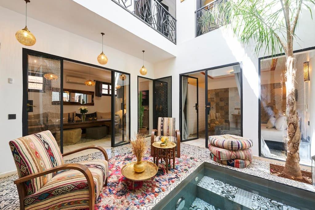 Riad Miloud En Exclusivite 10 P Au Coeur De La Medina Marrákes Kültér fotó
